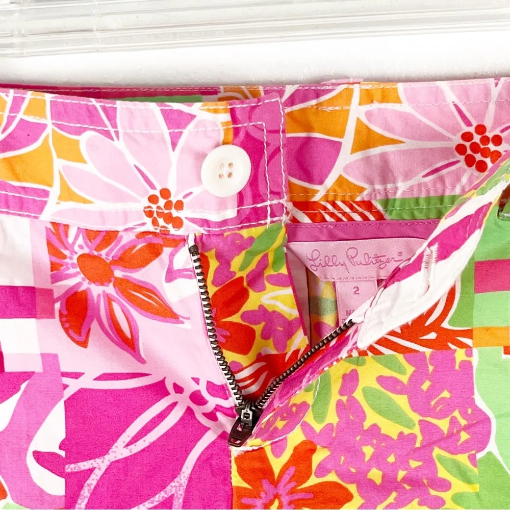 LILLY PULITZER Pink Floral Patchwork Front Back Pockets Bermuda Shorts Size 2 - Image 7