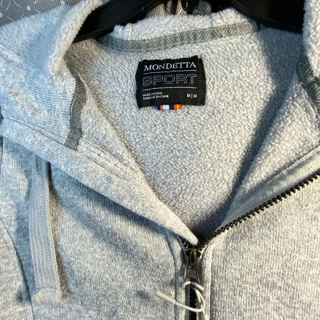 Women’s Mondetta Heather Gray Fleece Hoodie Canada Embossed Size med Front Zip - Image 3