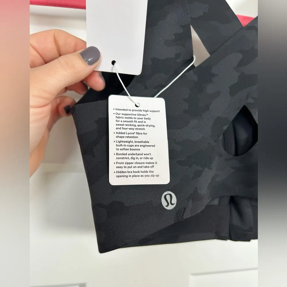 Lululemon 32D  Enlite Bra - Image 4