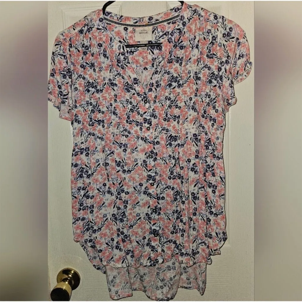 Knox Rose Women's Pink Floral V-Neck Blouse Standard Size S Short Flutter Sleeve - Image 2