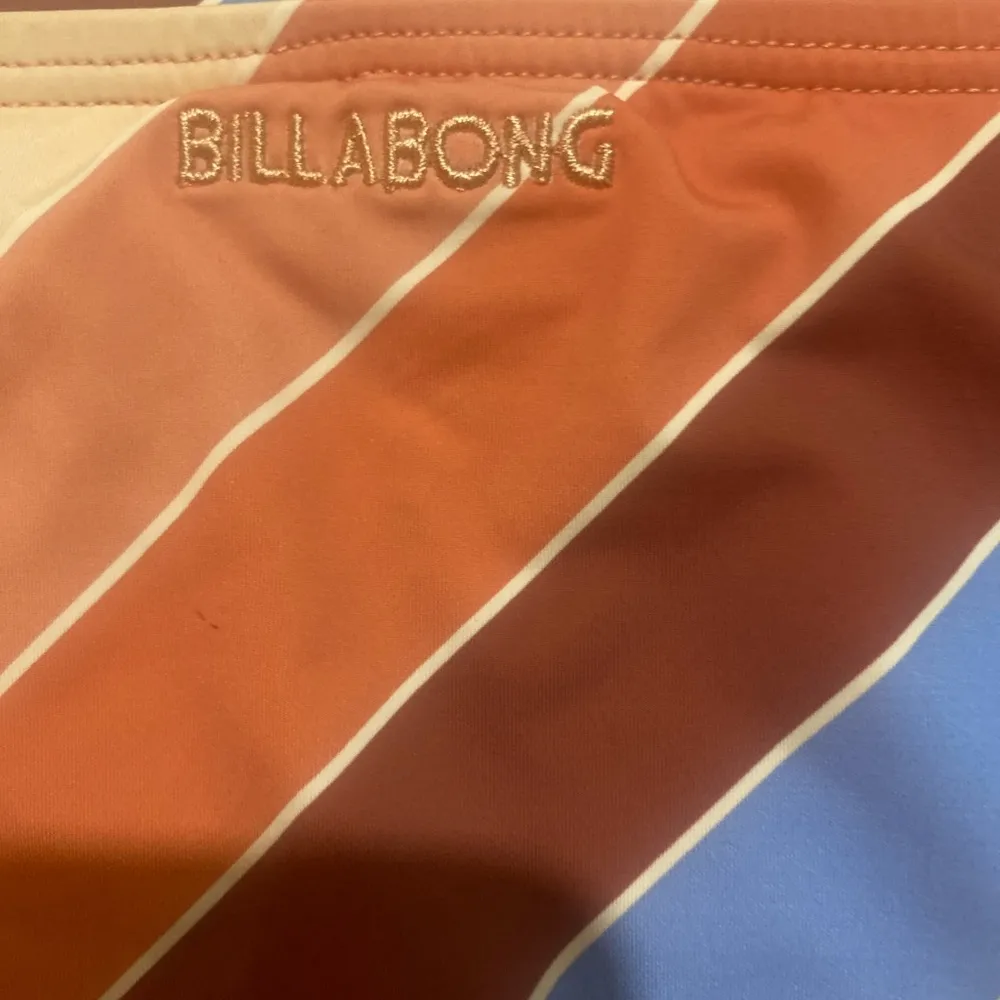 Billabong: Brighter Daze Rise
High Bikini Bottoms Sz L - Image 7