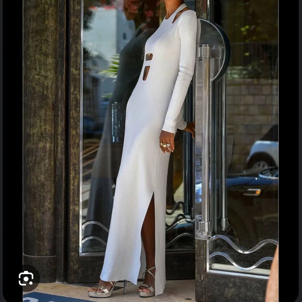 BCBG max Azria white maxi dress - Image 4