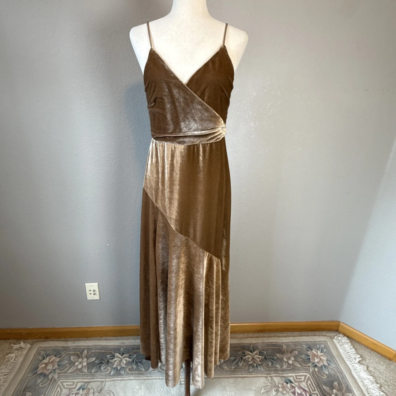 Mia Joy Joyfolie Womens Taupe Velvet Maxi Dress Size M V - Image 2
