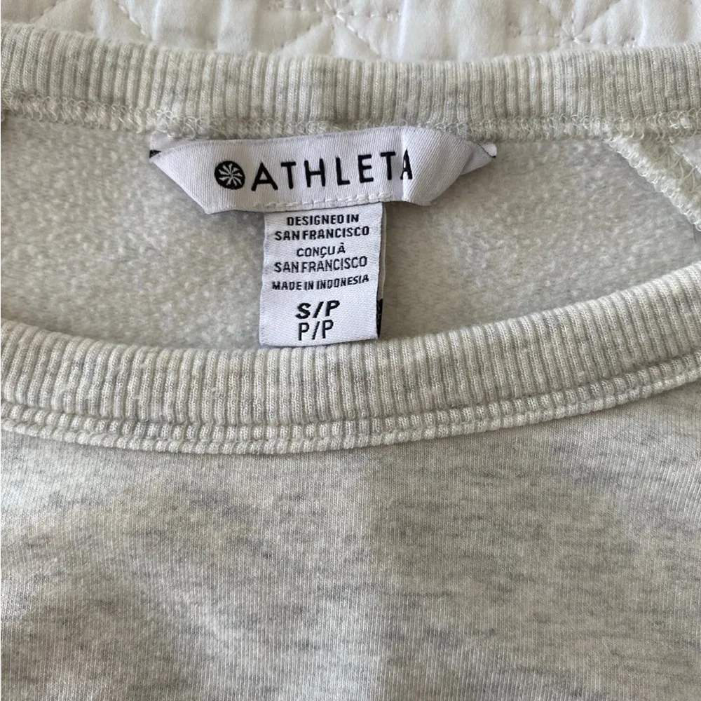 Athleta crewneck sweatshirt - Image 4