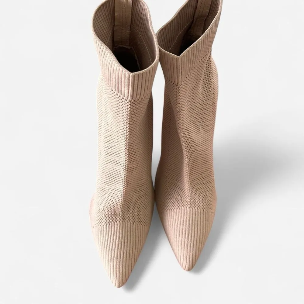 Marc Fisher nude Umair Pointed Toe knit flared heeled sock booties sz 6.5 - Image 3