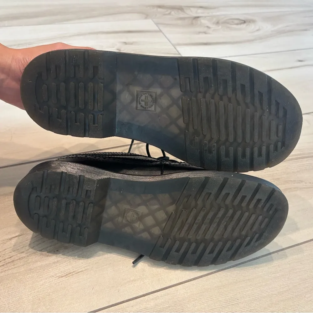 Dr. Martens all black leather brogue shoes - Image 5