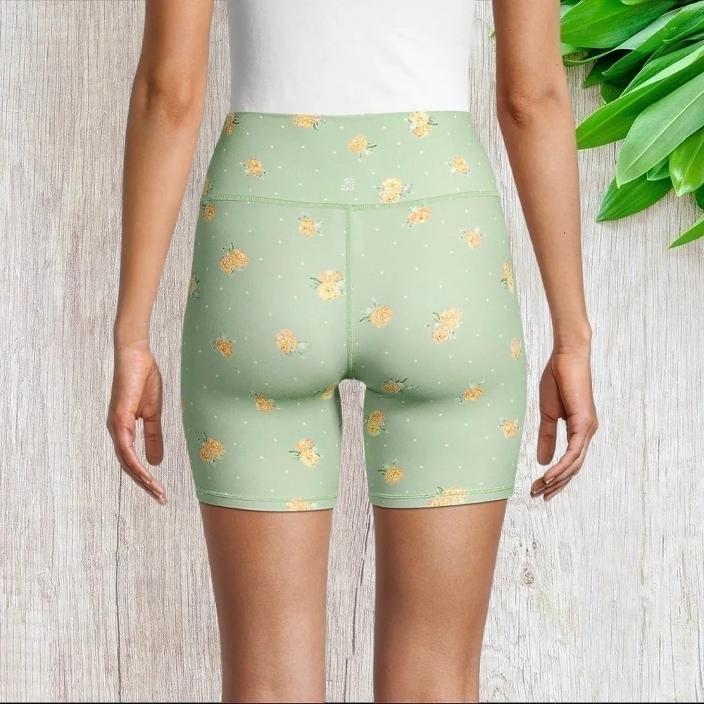 WEWOREWHAT Floral Dot-Print Bike Shorts in Seagreen XL - Image 2