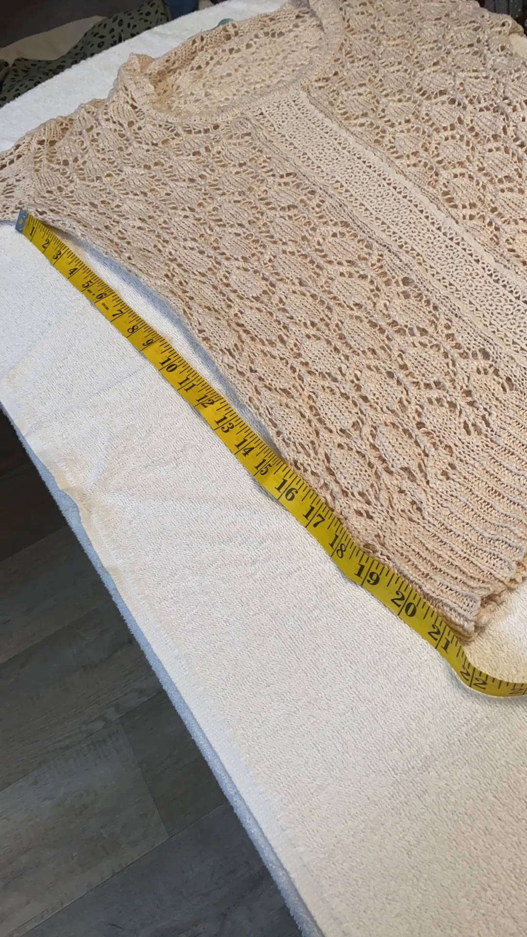 sweater high/low style open crochet style size small - Image 4