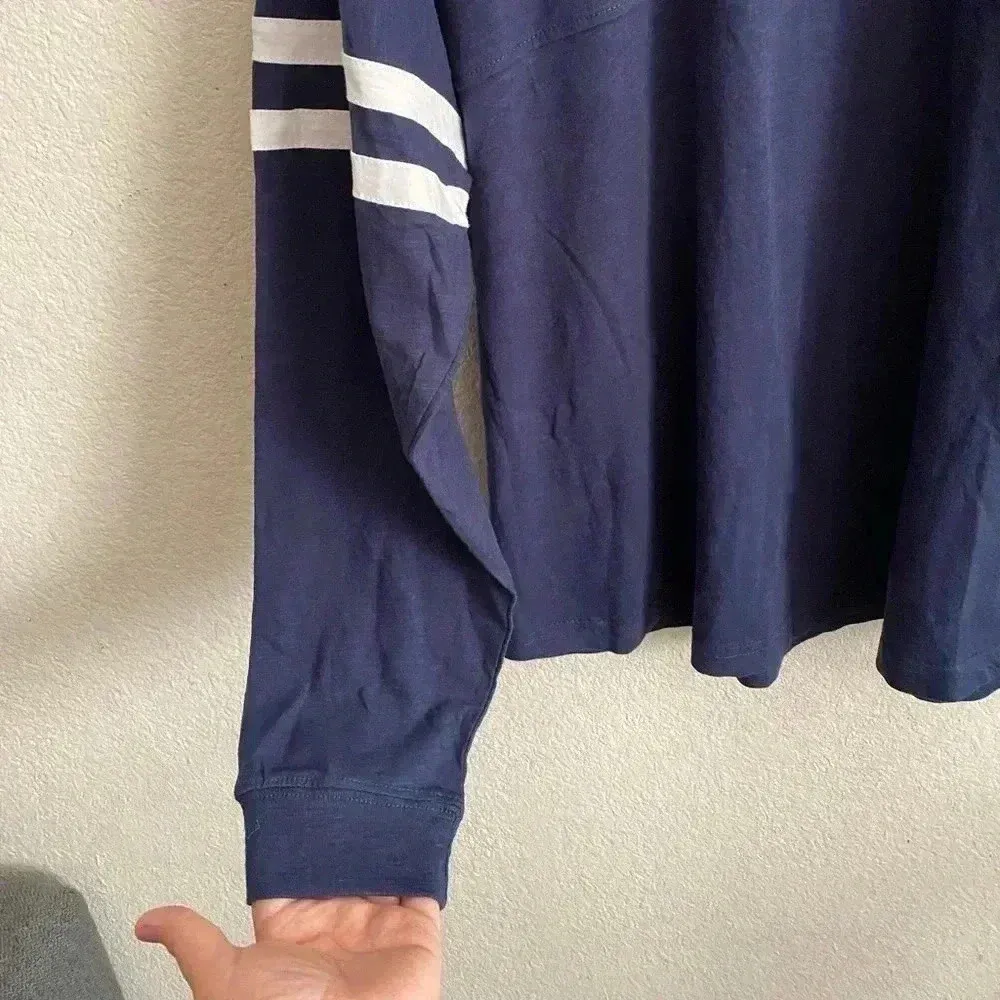 💥Navy Long Sleeve White Stripes Top M - Image 3