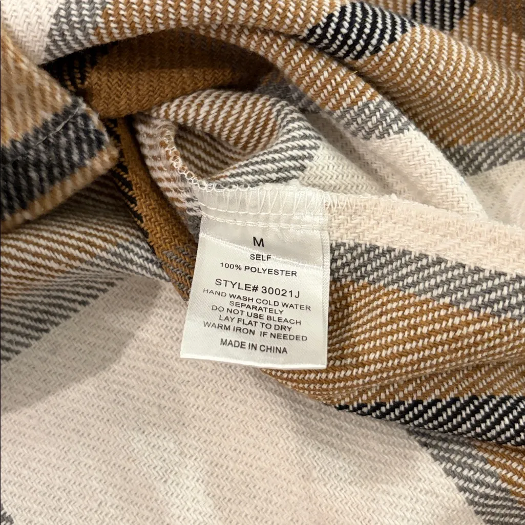 New with Tags Boutique Blue B Shacket Sz M Tan Size M - Image 8