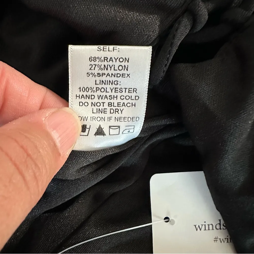 Windsor women's black wide leg romper size medium with spaghetti straps, nwt - Image 6