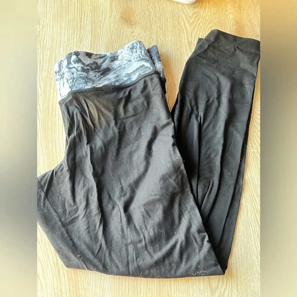 PINK Victoria secret black leggings - Image 4