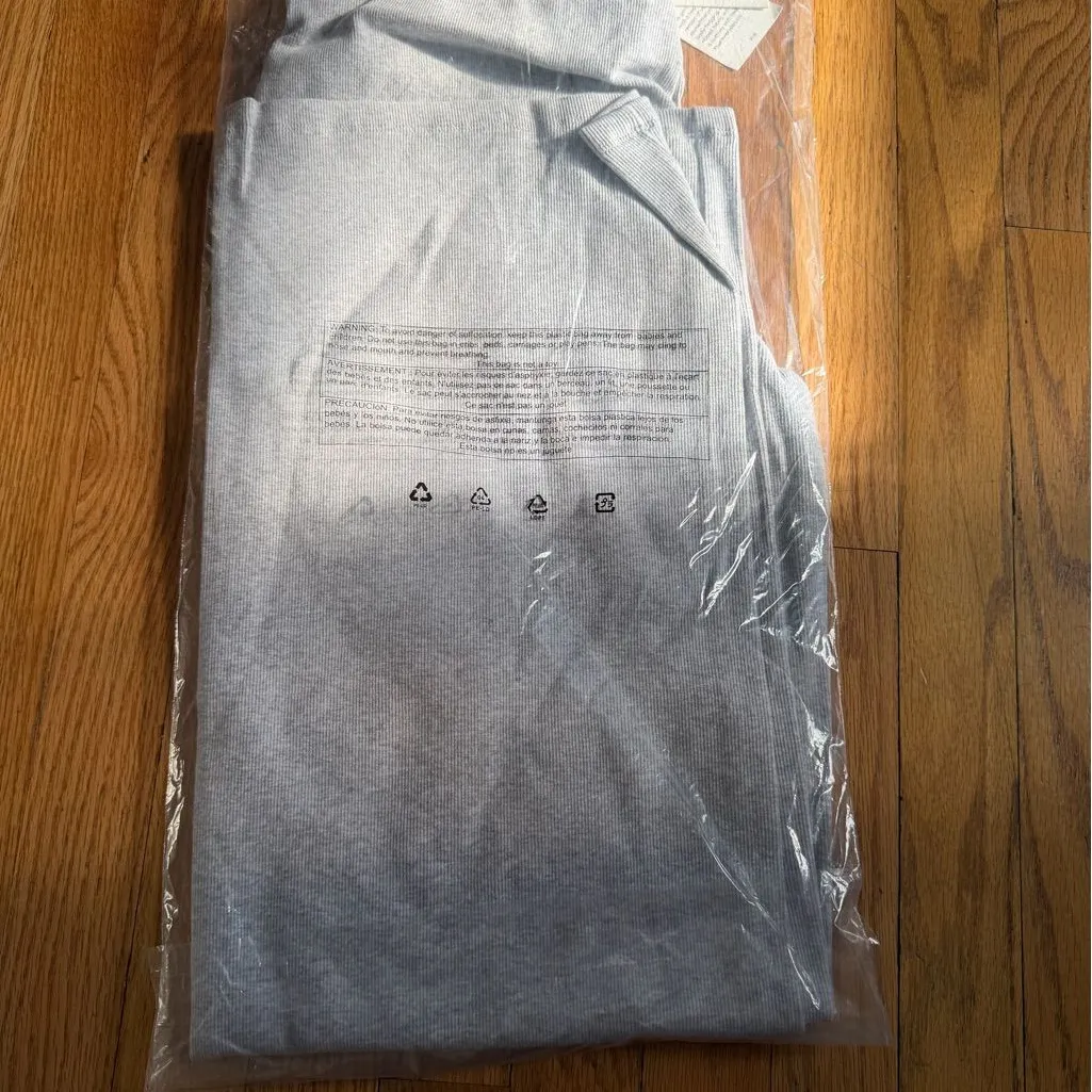 Aritzia Light Gray Track Pants - Image 5