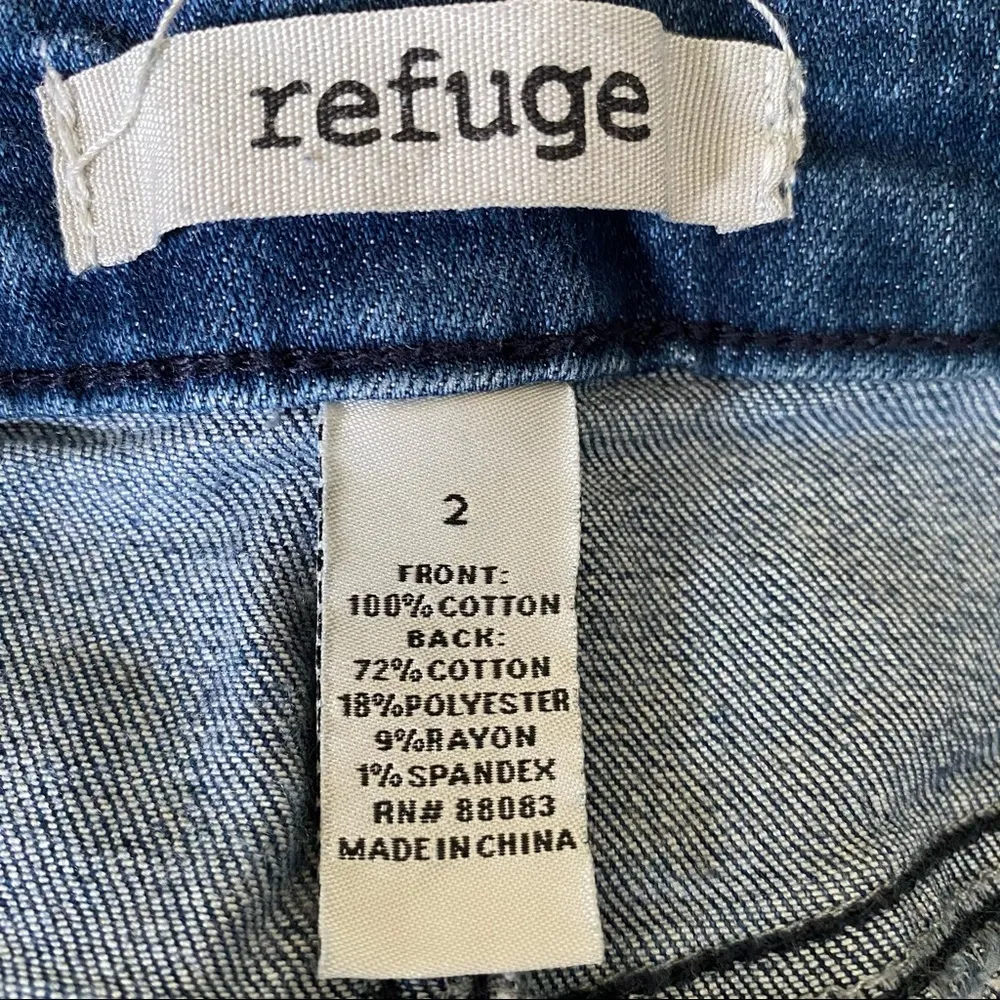 Refuge Button Fly Distressed Jean Shorts - Image 13