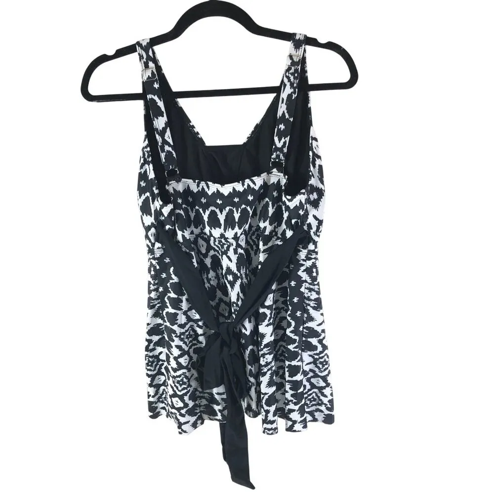 Bloomchic Geometric Patchwork Knotted Tankini Top Belted Black White 12 - Image 4