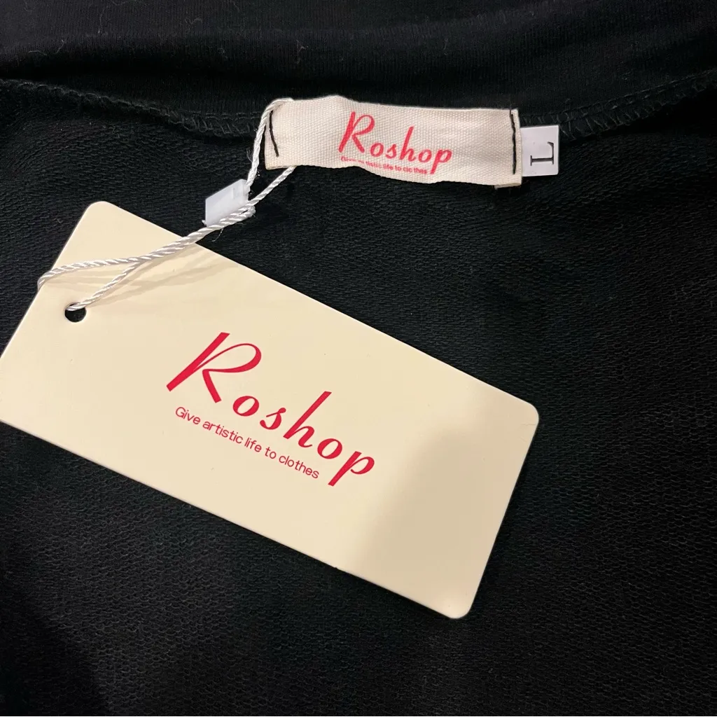 👻NWT BLACK HALLOWEEN WITCH “FREQUENT FLYER” SWEATSHIRT SIZE LARGE👻 - Image 5