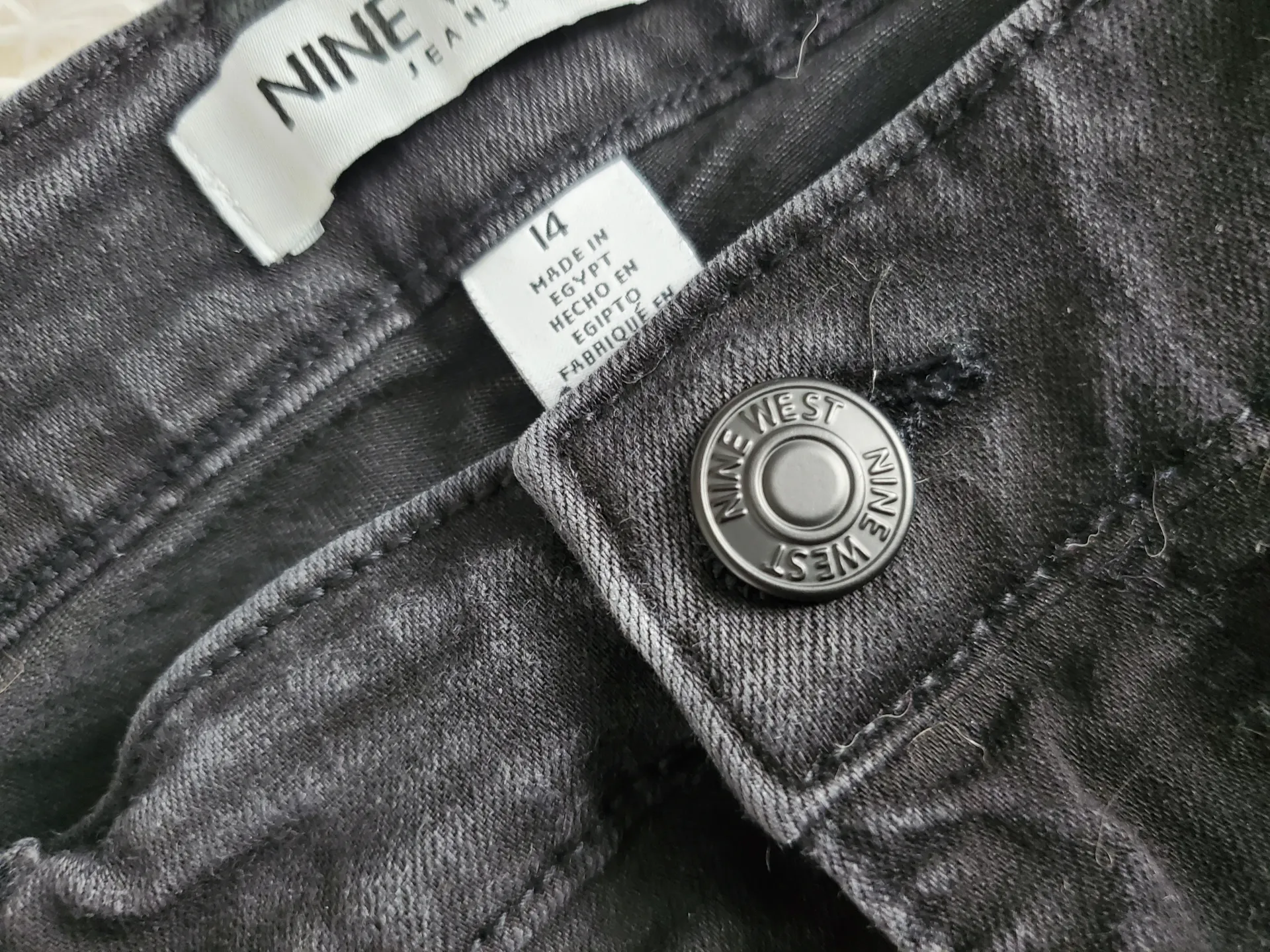 Nine West High Rise Perfect Skinny Women's Size 14 Black Jeans  - Image 5