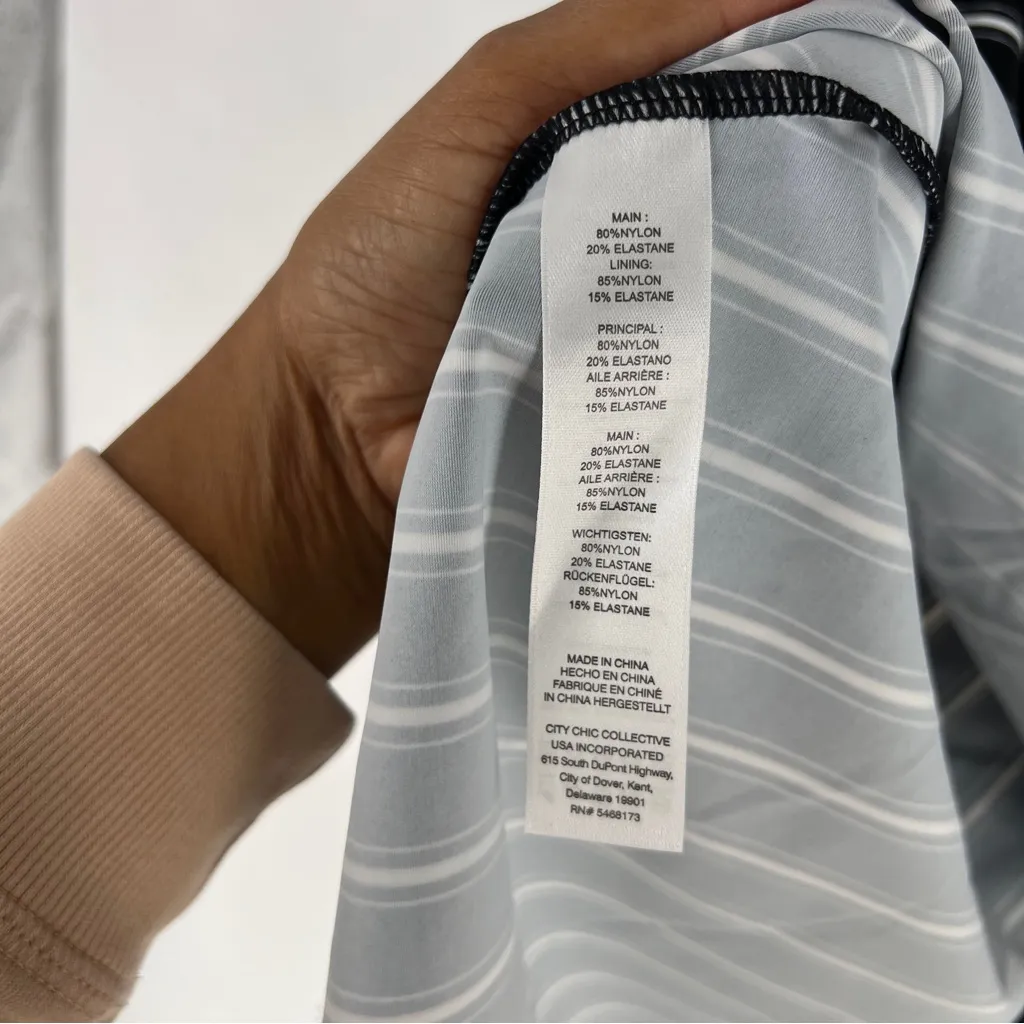 Evans Black Stripe Print Tankini Top Womens Size 26 PLUS Flyaway Print V Neck Black - Image 14