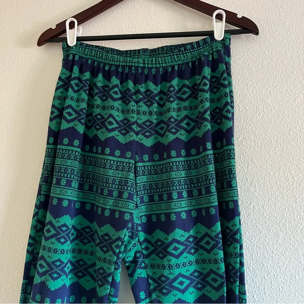 SO Intimates Navy Blue and Green Cozy Fleece Like Pajama Set Joggers Size Med - Image 6