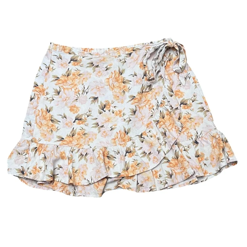 American Eagle Floral Wrap Ruffle Mini Skirt L Yellow Cottagecore Coquette Fairy - Image 2