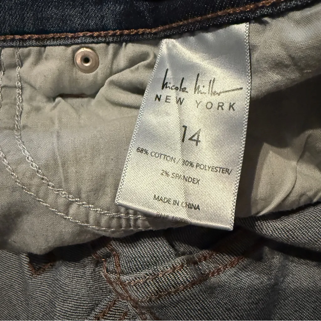 Nicole Miller Nolita Boyfriend Distressed Medium Wash Tapered‎ Leg Jeans Sz 14 - Image 8