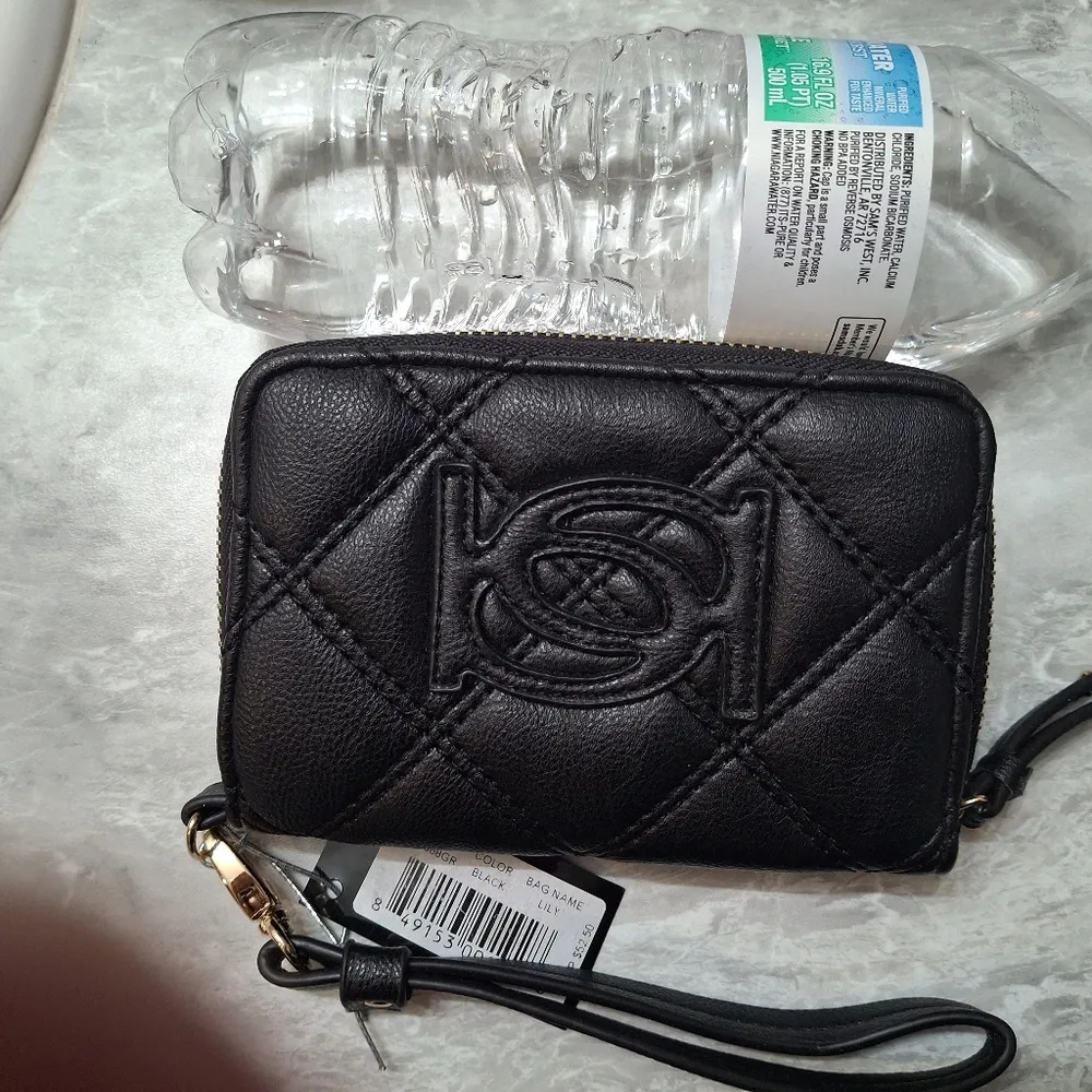 Bebe  Black Quilted Wristlet - Image 12