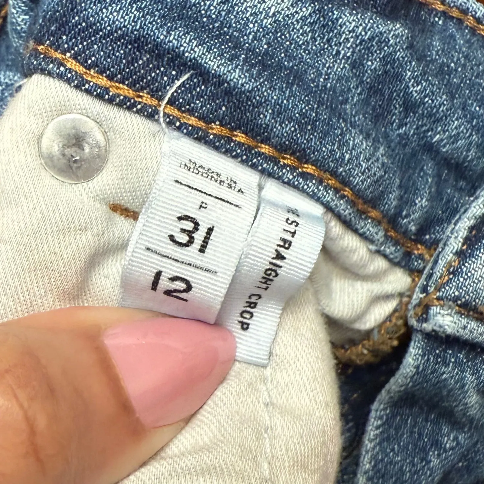 LOFT Women's Blue Wash High Rise Straight Crop Leg Jeans Distressed Hem Size 12 - Image 8