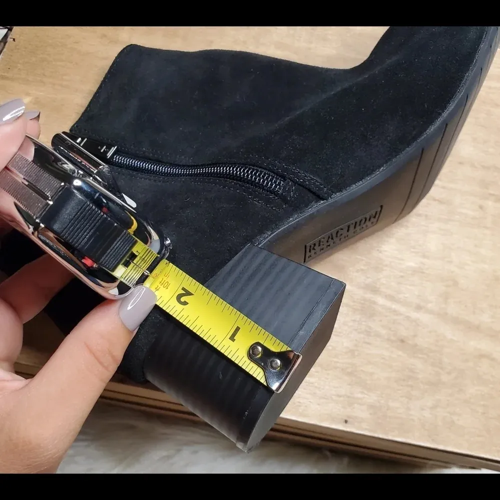 Kenneth Cole  Reaction Bootie - Image 7
