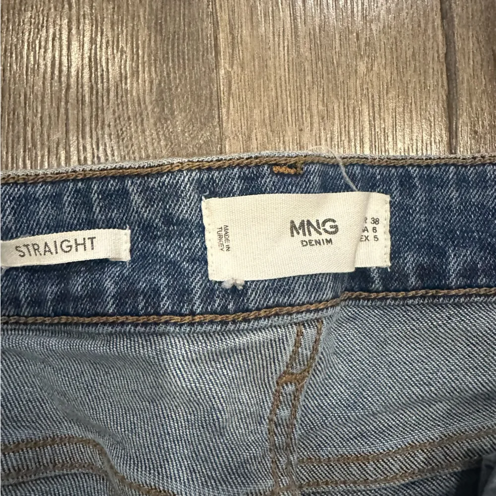 MNG by Mango Straight Leg Jeans Women's Size 6 High Waist Medium Wash Denim - Image 4