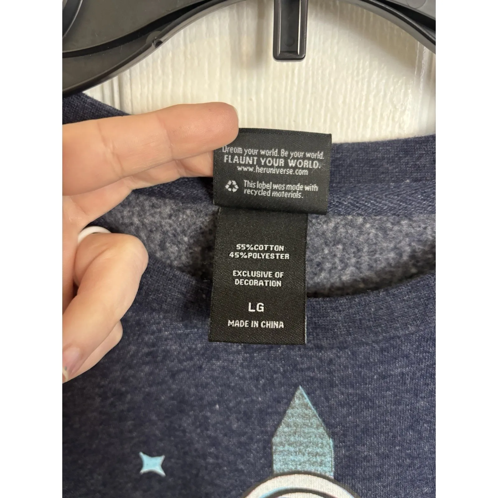 Her Universe  Marvel WandaVision SWORD Color Block Pullover Size Large - Image 6