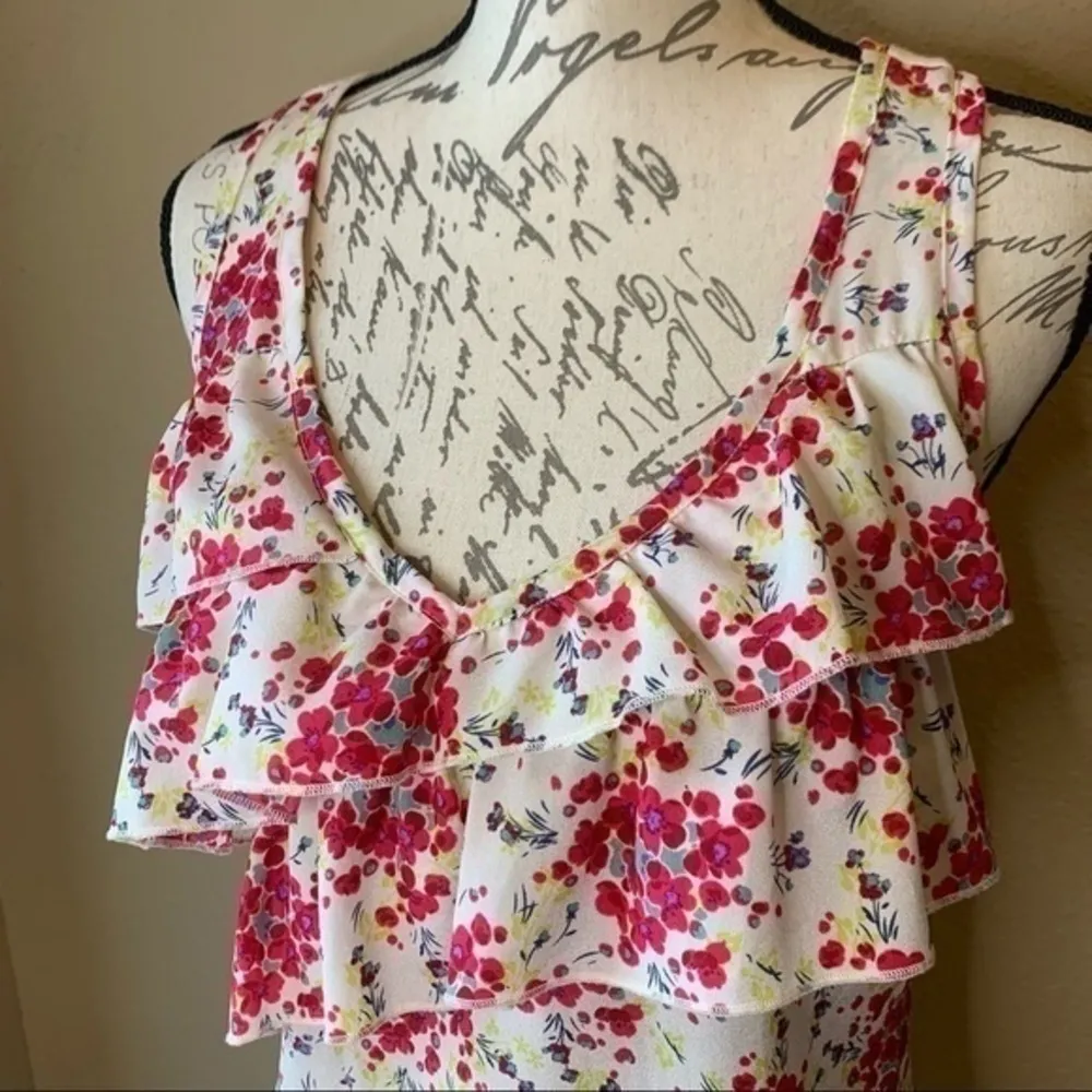 floral ruffle tank top S - Image 2