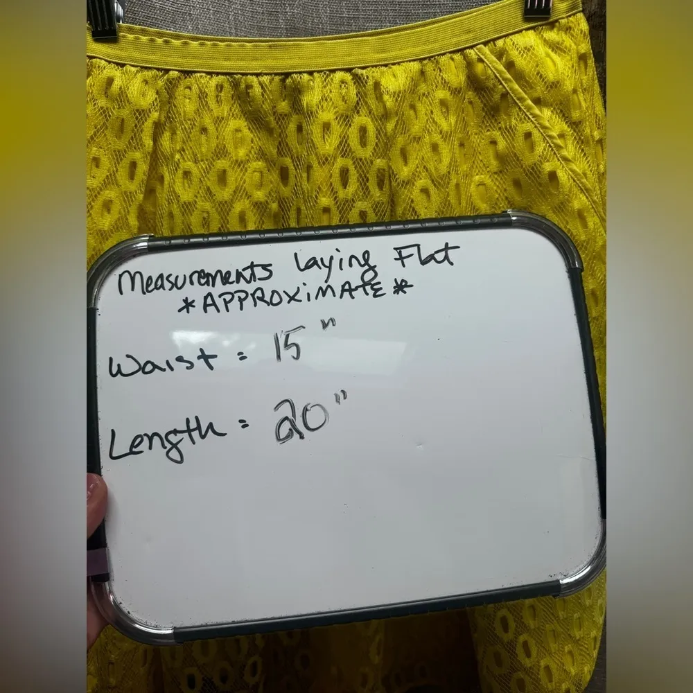 EUC Anthro / Maeve skirt Yellow Lace with Pockets Size 4 - Image 2