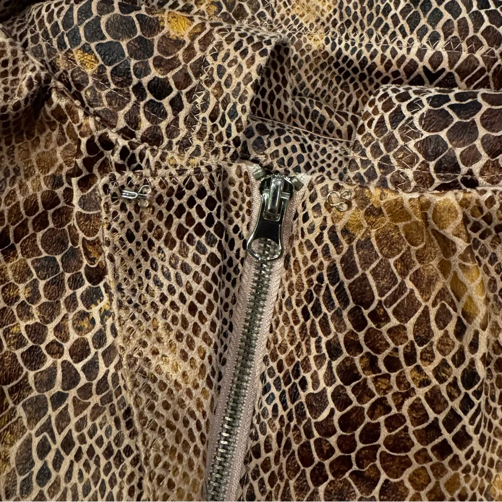 Chi By Falchi Women's Reptile Print Jacket Brown & Pink with Removable Hood Sz M Size M - Image 6