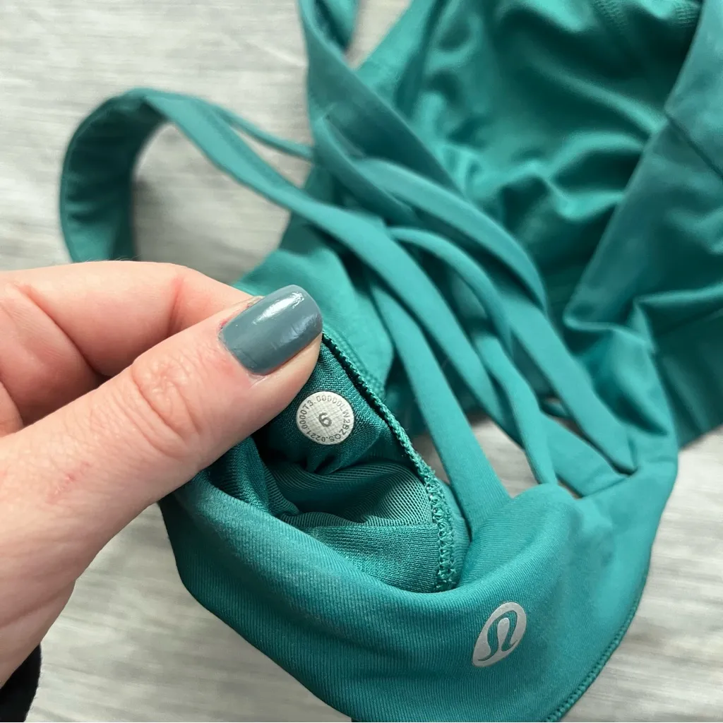 Lululemon Free to be Elevated d/dd size 6 teal lagoon - Image 3
