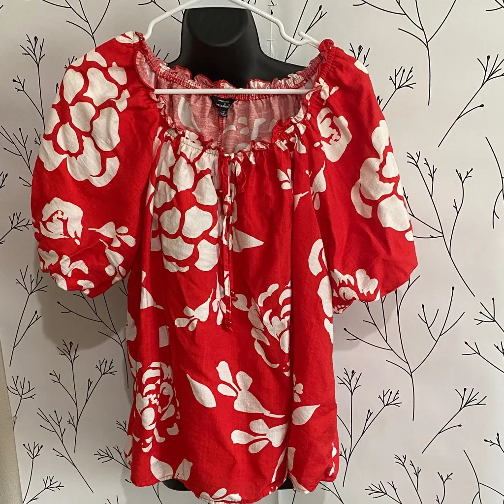 Mlle Gabrielle Red and White Floral Blouse - Image 2