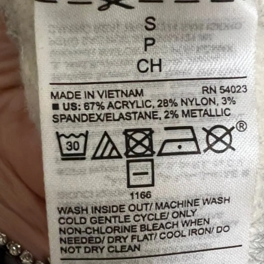 Old Navy Gray White Striped Shimmer Sparkle Split Hem Ribbed Sweater size S - Image 7