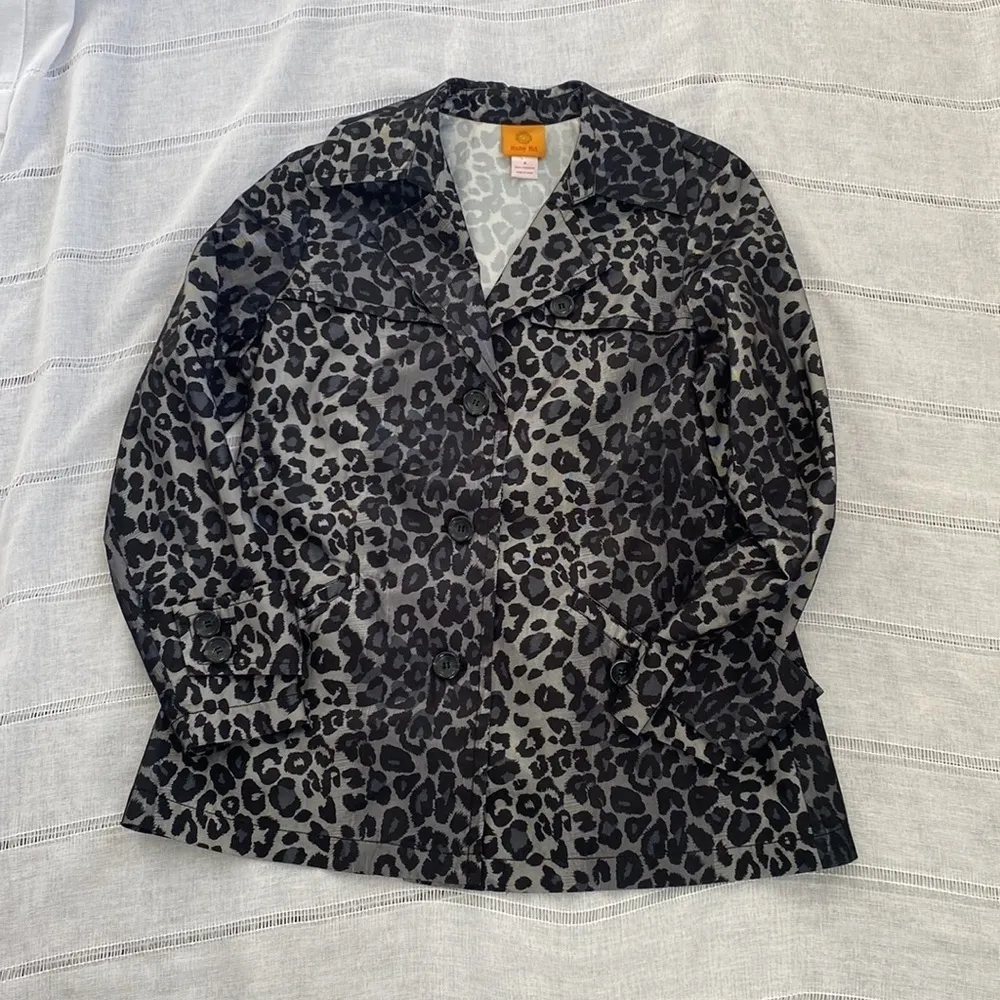 Ruby Rd cheetah print jacket with large black buttons. - Image 5