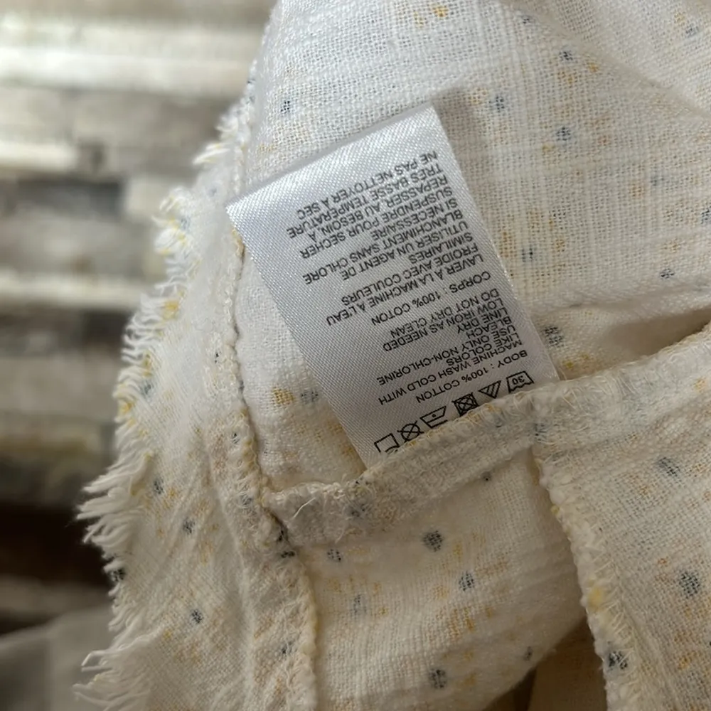 Urban Outfitters Daisy Printed Romper Size Small - Image 8