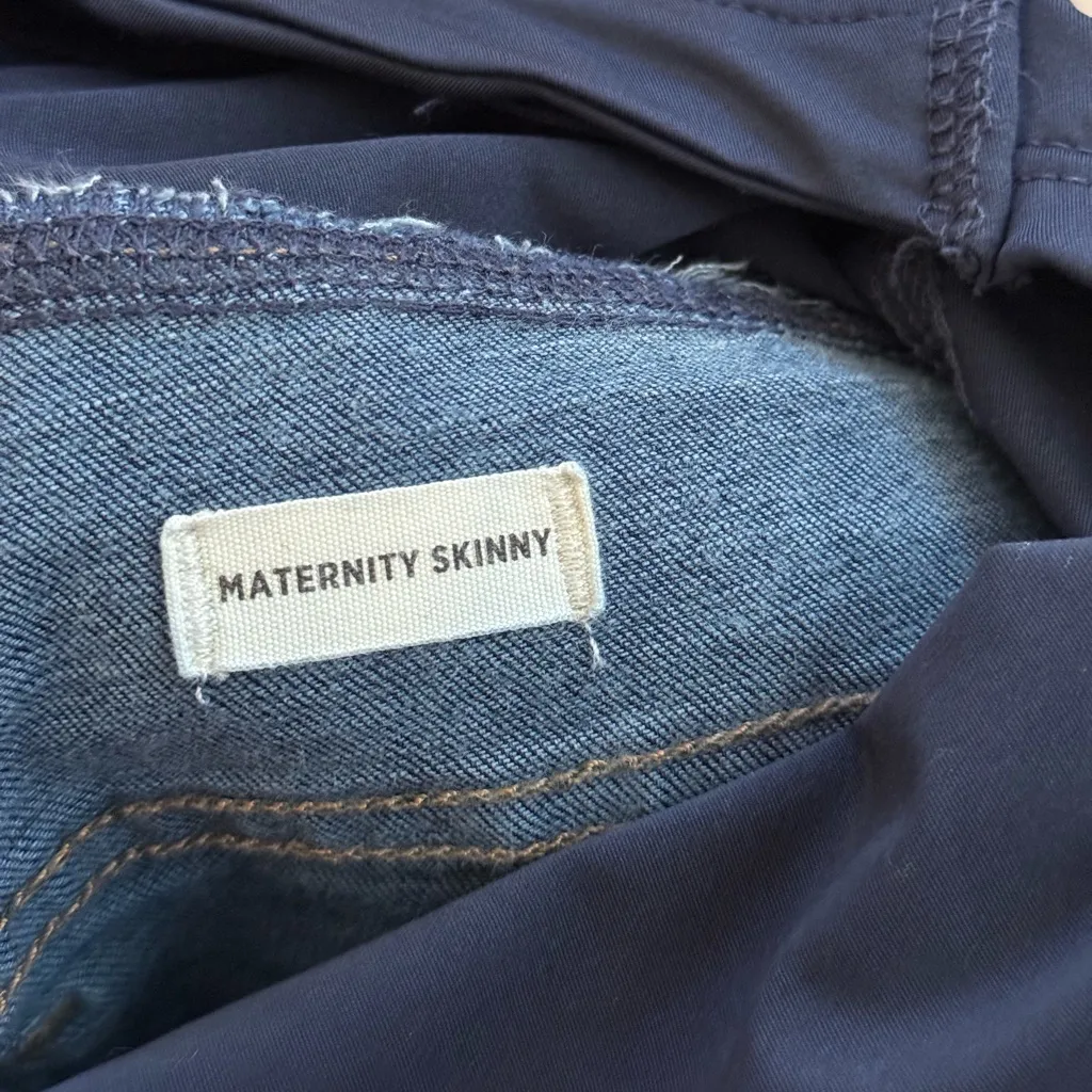 Madewell Maternity Over-the-Belly Skinny Jeans in Hayes Wash | 26 - Image 6