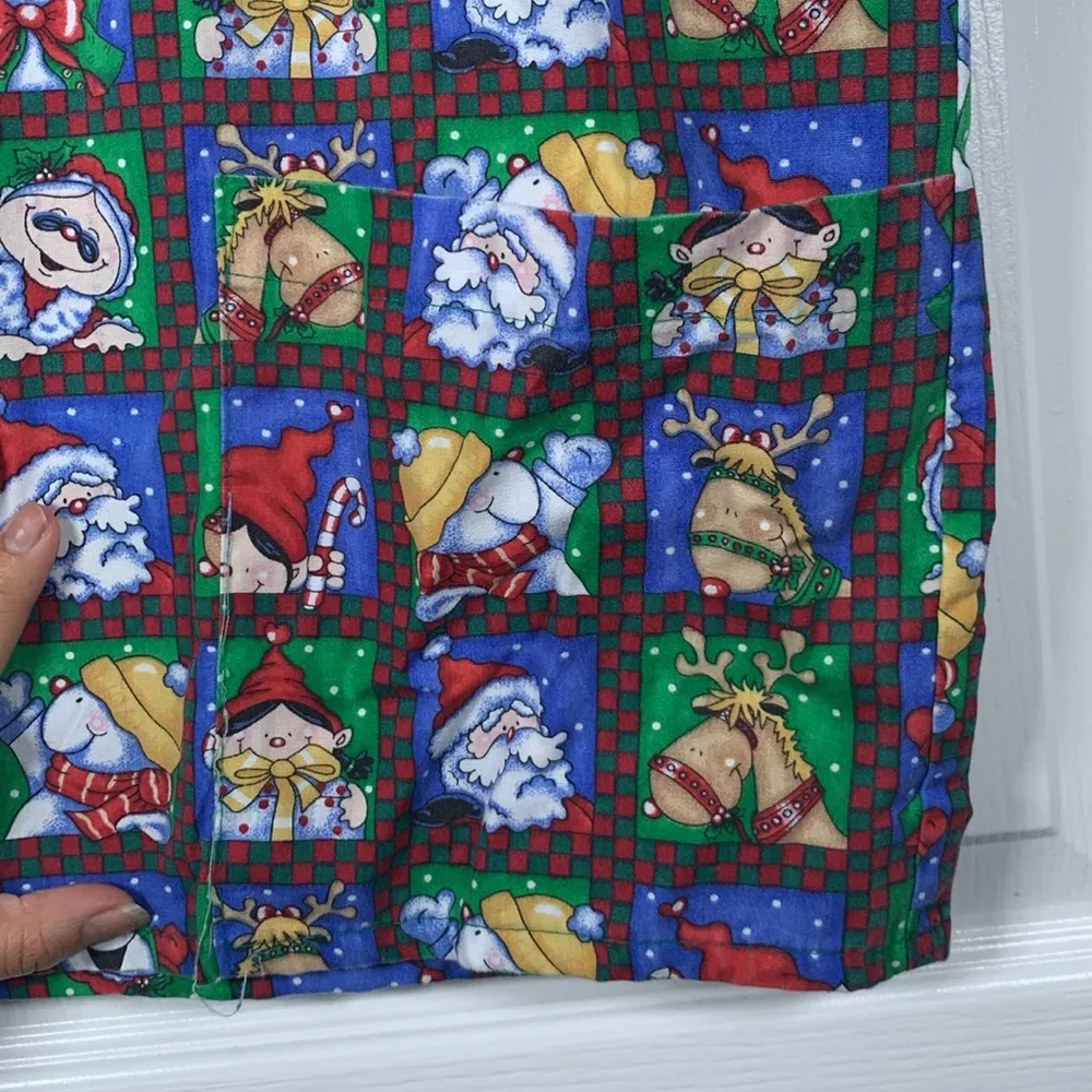 Reindeer Snowman Christmas Scrub Top Hospital Nurse Doctor Medical SZ Small GUC Blue - Image 5