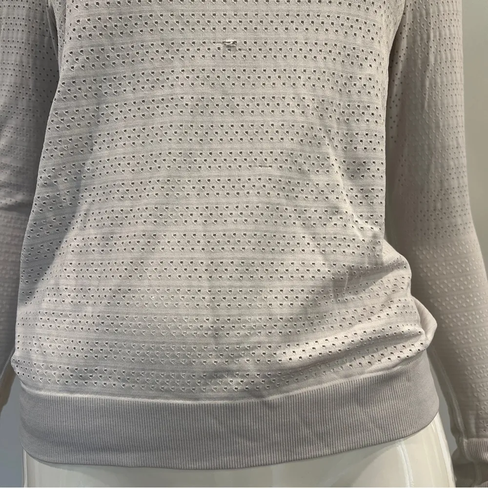 Lululemon Swiftly Breathe Long Sleeve Squad White - Image 3