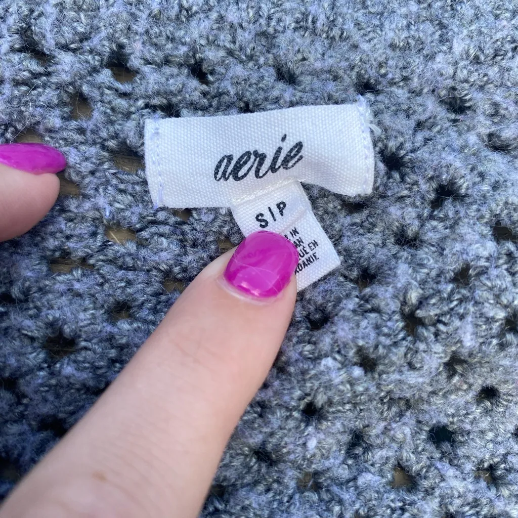 Aerie small grey chunky v neck sweater open knit cozy oversized - Image 4