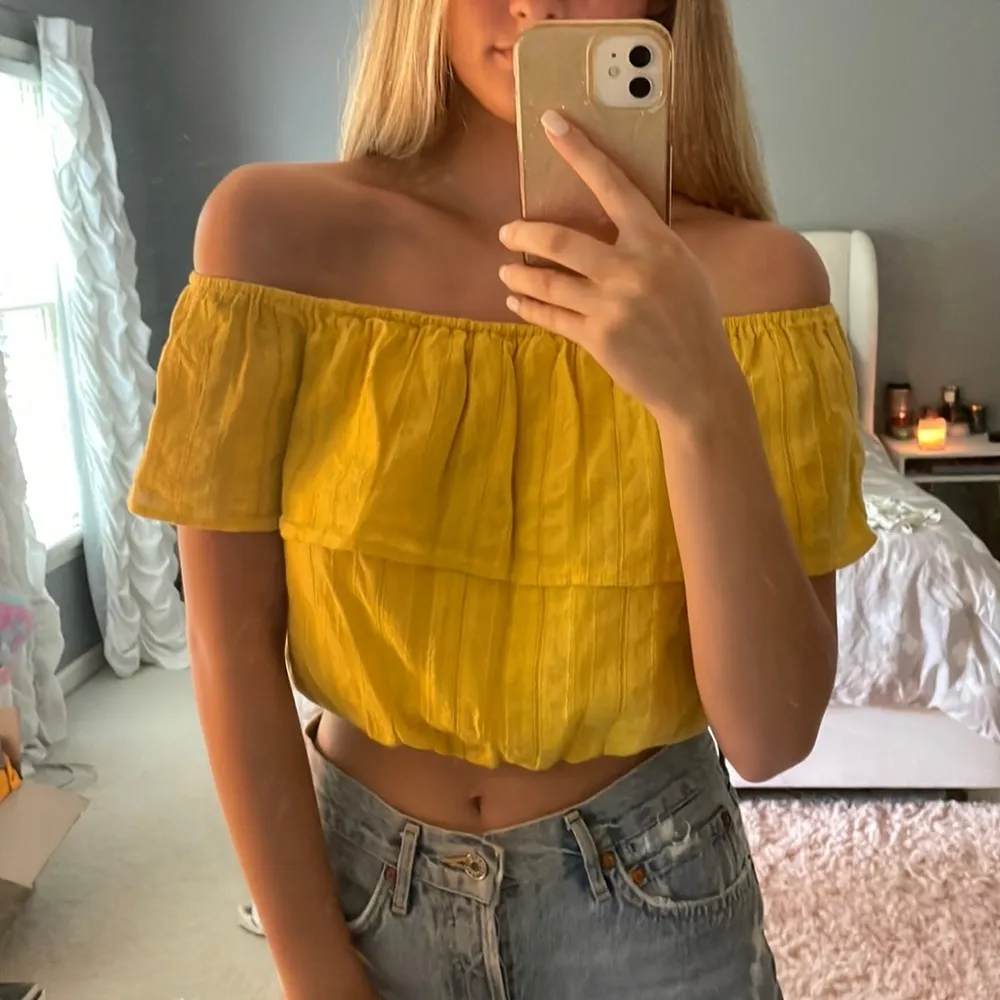 Francesca’s Blue Rain Yellow Ruffle Off The Shoulder Top - Image 6