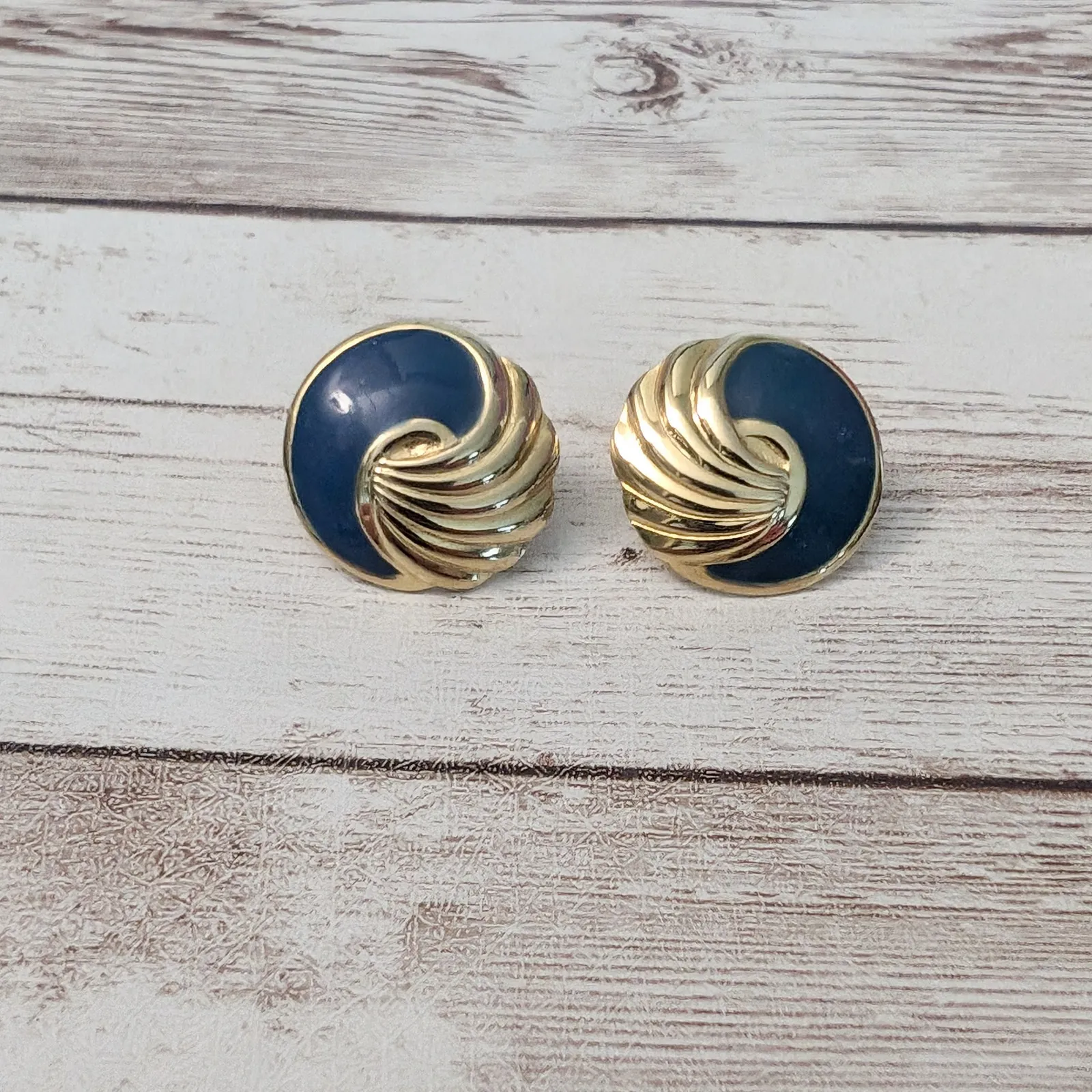 Vintage Stud Earrings For Pierced Ears Fancy Blue & Gold Tone 0.75" - Image 6
