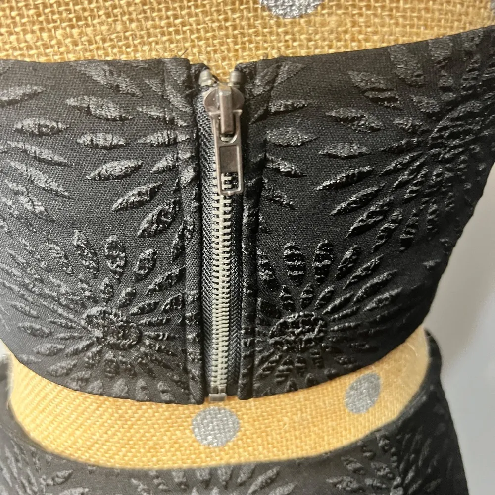 NAOMI CUT OUT MINI DRESS BLACK SZ 6 - Image 4