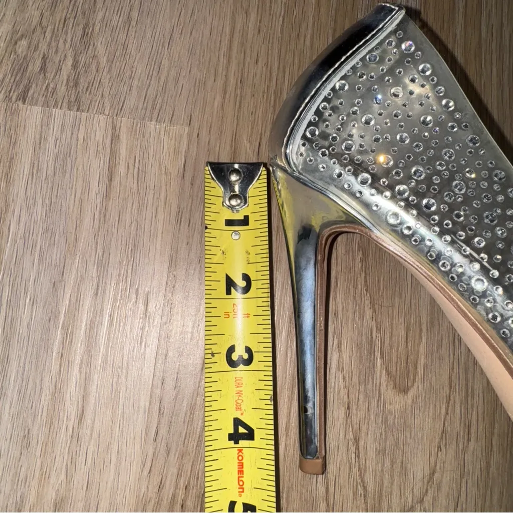 Steve Madden Clear & Silver Rhinestone Kaidel Pump - Size 8.5 - Image 6