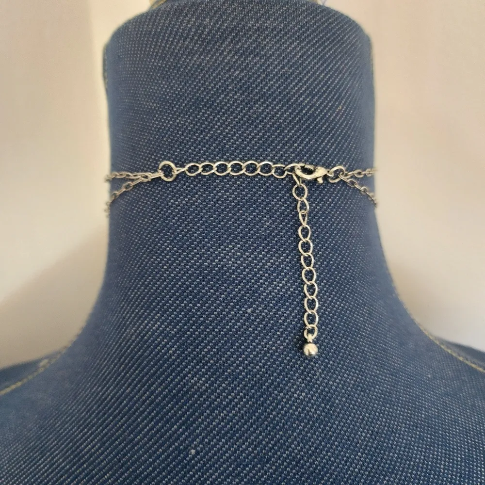 Silver Corset Tie Style Choker Necklace - Image 4