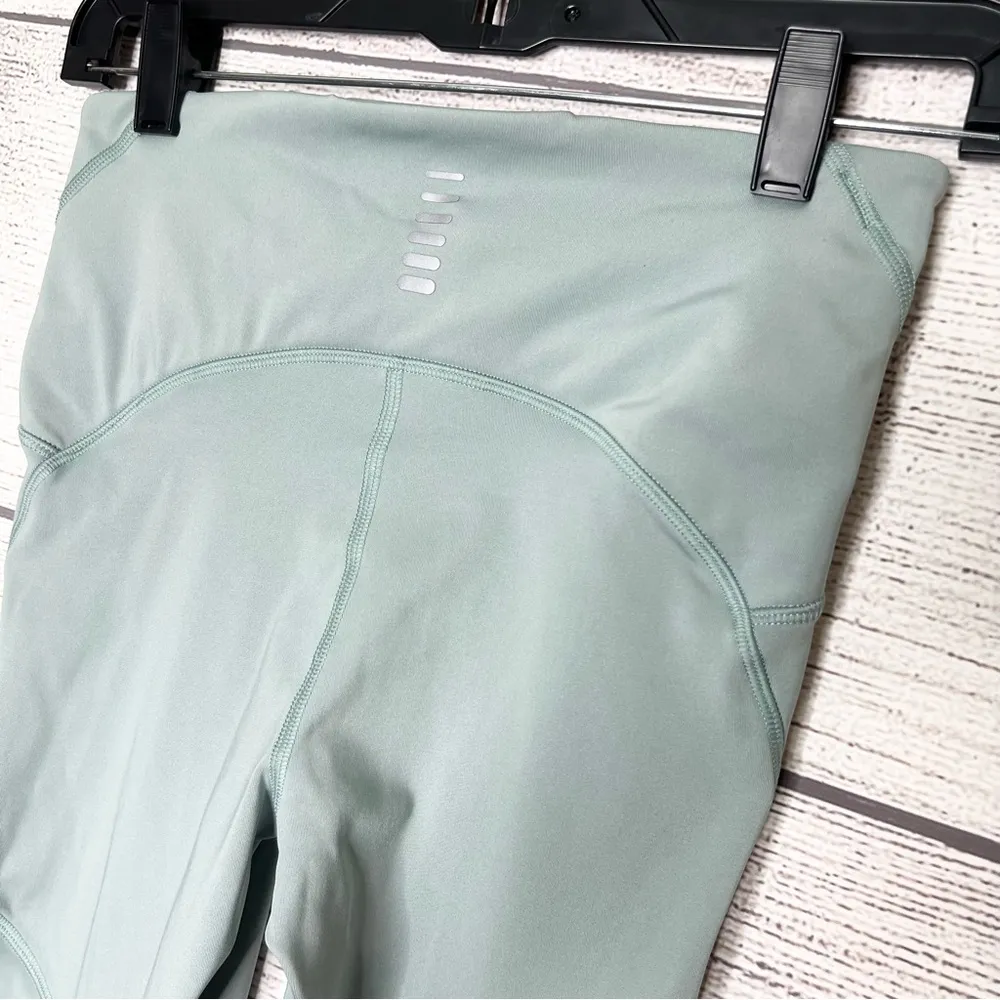 Under Armour Seafoam Green Athletic Compression Workout Leggings Size Small - Image 7