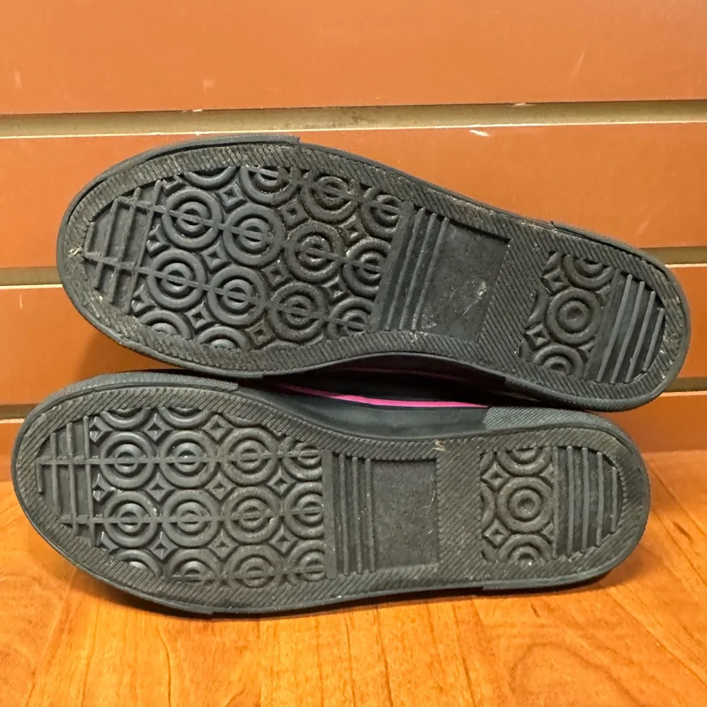 U.S. Polo Assn. Women's Black Sneakers with Pink Trim - Image 5