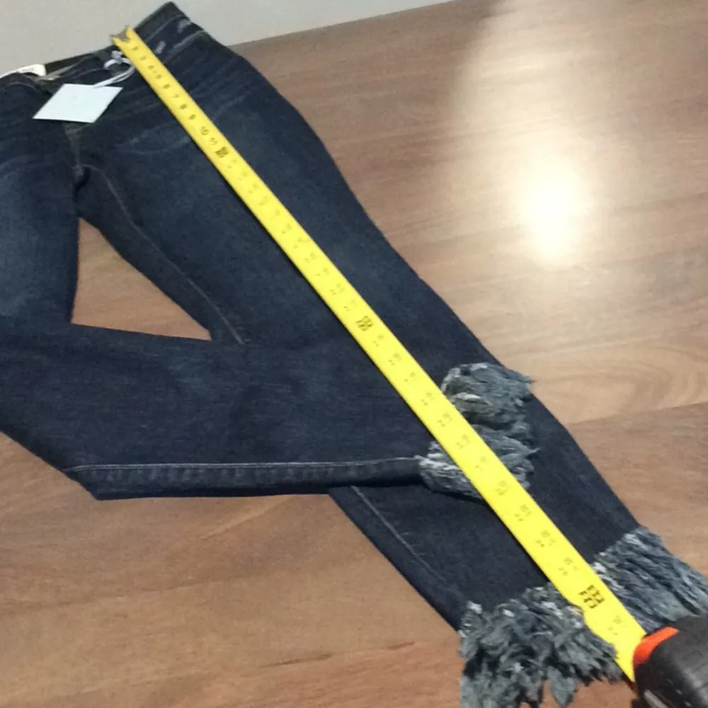 Frame Le Skinny De Jeanne Sz 27 NWT - Image 3